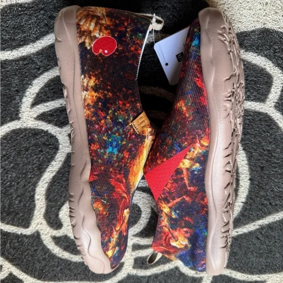 UIN Multicolor Artistic Slip-On Shoes - Picture 3 of 6